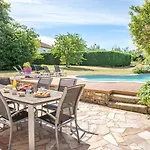 بيت للعطل Carpe Diem - Avec Piscine, Proche Nancy Méréville